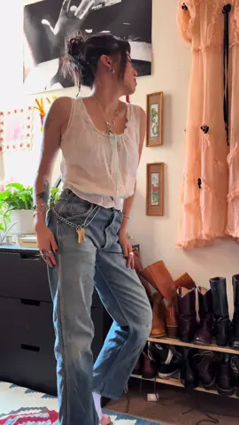 A post by @molotovgirl on TikTok caption: this outfit is oooollddd 🏷️: #OOTD #outfit #outfitoftheday #outfitinspo #outfitinspiration #outfitideas #fitinspo #fitinspiration #style #styleinspo #thrift #thrifted #secondhand #vintage #vintagefashion #vintageclothes #truevintage #vintagestyle #womenswear #1900s #edwardian #antique 