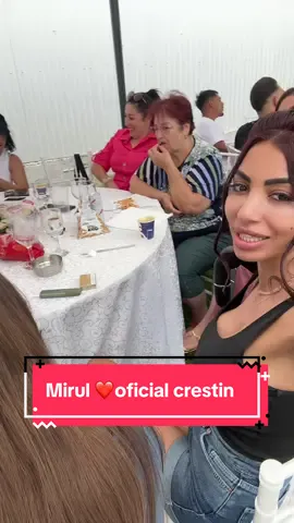 A post by @adrianaciriblan95 on TikTok caption: Vă aștept pe youtube unde postez întreg botezul: Adriana Ciriblan mă găsiți 
