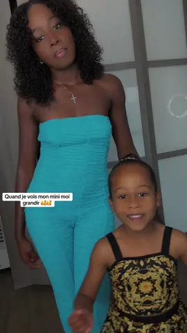 A post by @dash_nailss76 on TikTok caption: Mon mini moi grandi trop vite 😭😭