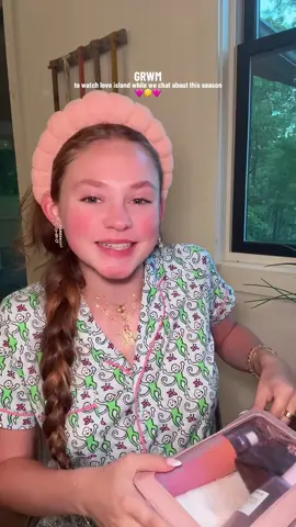 A post by @kaitlynj101 on TikTok caption: wait but i do NOT watch the aftersun videos😅🩷#grwm #routine #nighttime #night #SkinCare #aesthetic #asmr #loveisland #drama #relatable #reality #boyfriend #relationship #trending #viral #foryou #fyp 