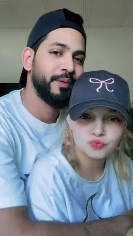 A post by @tabarikahmed on TikTok caption: #somalitiktok @⚜️Vladutza⚜️ #somalideutschland🇩🇪✅ #somaliland #moqdisho #hargaysa #puntland #foruyou 