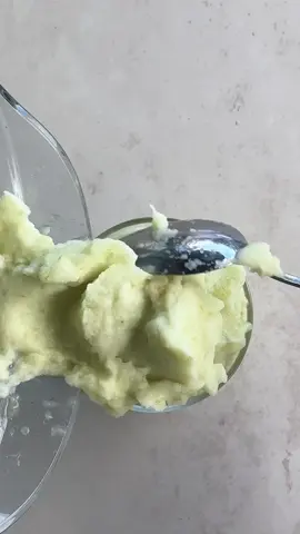 A post by @bearenger on TikTok caption: And it’s only 2 ingredients 👀🍇  #healthyrecipes #foodasmr #healthydessert #easyrecipe 