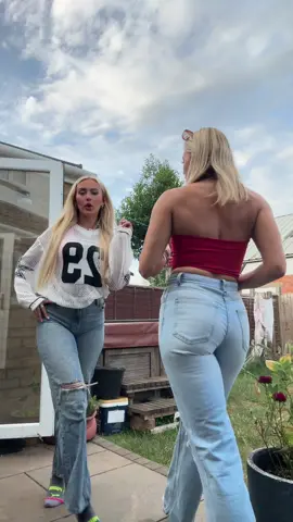 A post by @hannahslaney__ on TikTok caption: @Ellie Pacey 