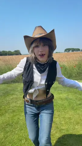 A post by @toothlessteddie on TikTok caption: my trend mehheheheh #cowgirl 