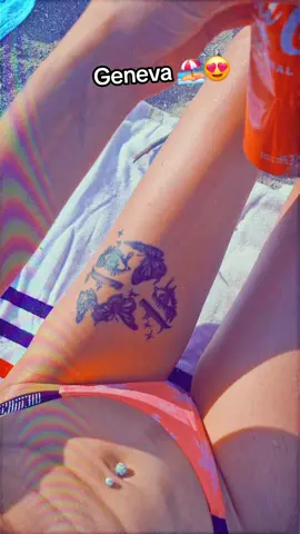 A post by @tinacriminala on TikTok caption: 🏖😍 #Geneva 