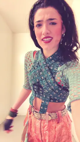 A post by @ on TikTok caption: dc @jillian webber  