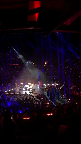 A post by @meinherzschlaegtschlager on TikTok caption: Wow 😍 Sierra Madre beim Schlagerboom Open Air in Kitzbühel!! #schlagerboom #schlager #sierramadre 