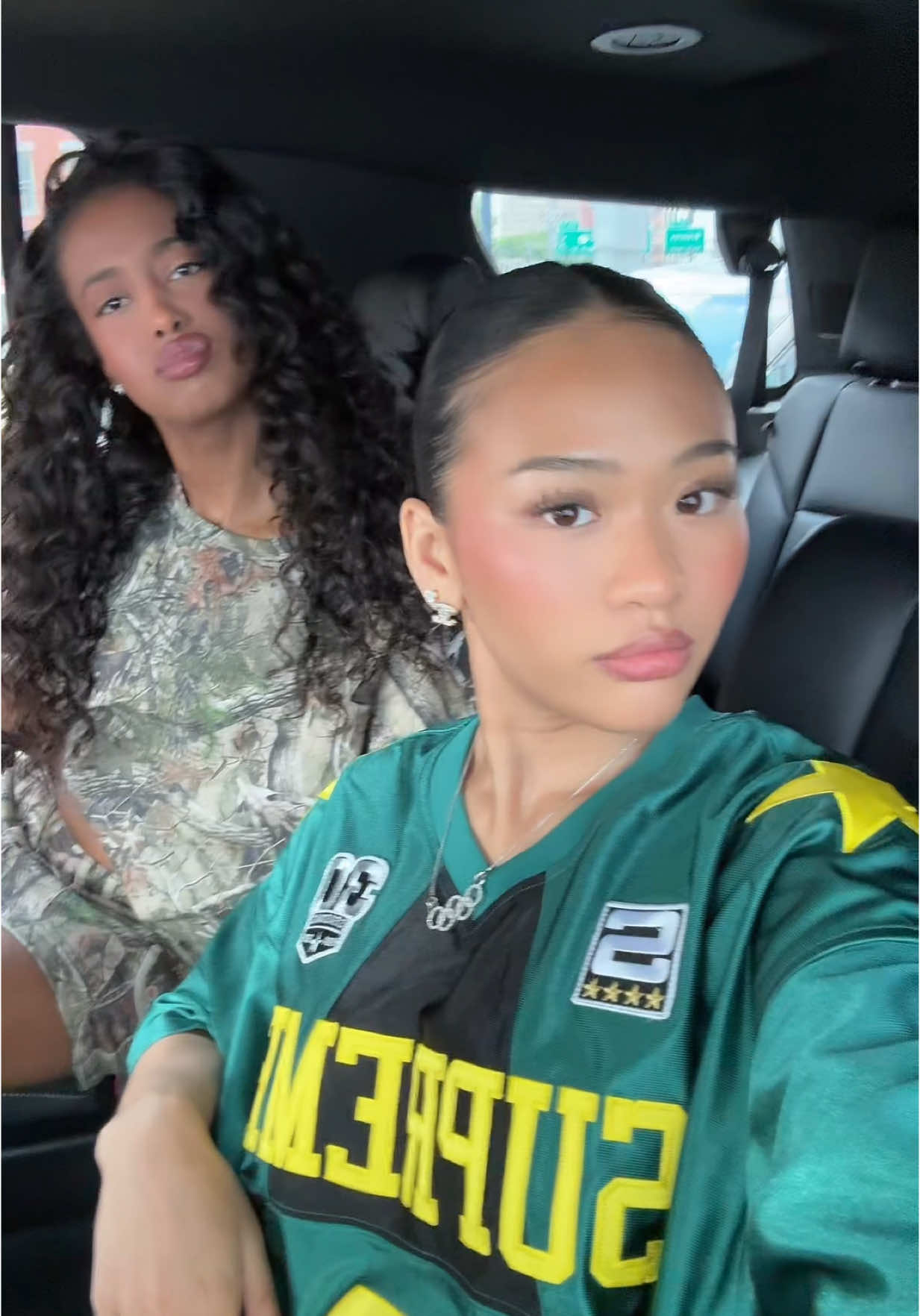 A post by @sunisalee_ on TikTok caption: my sissy @samira 