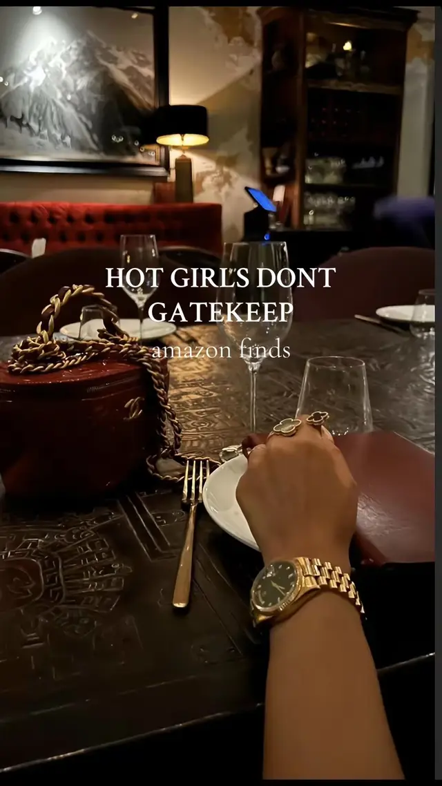 A post by @junexnicole on TikTok caption: how to elevate your outfits ✨ #officeattire #corporatelife #corporatefashion #realisticoutfits #howtodressforwork #comfortableoutfits #workoutfit #corporatestyles #officeattire 
