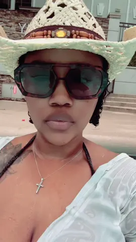 A post by @rasshyj on TikTok caption: #wlw #fem4fem #lesbiansoftiktok #pridemonth 