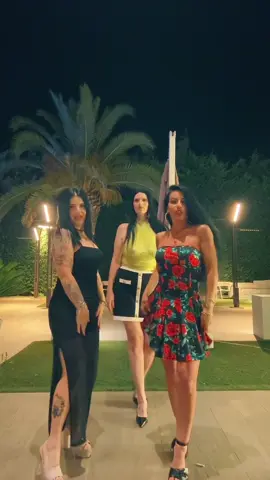 A post by @_dina_cardone_ on TikTok caption: Il trio  perfetto🔥@Roby 🩷🔥 @mi ritiro x deliberare 