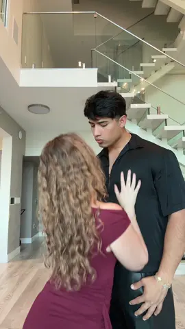 A post by @sondra_blust on TikTok caption: Un telenovela 😳 