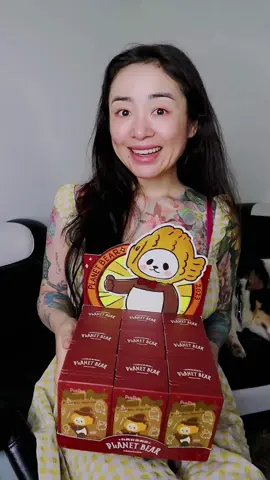 A post by @fresajapomex on TikTok caption: Cada vez quedan menos cajitas por abrir 🥲 creo que ahora faltan como 6 más… #soniamayu #fresajapomex 