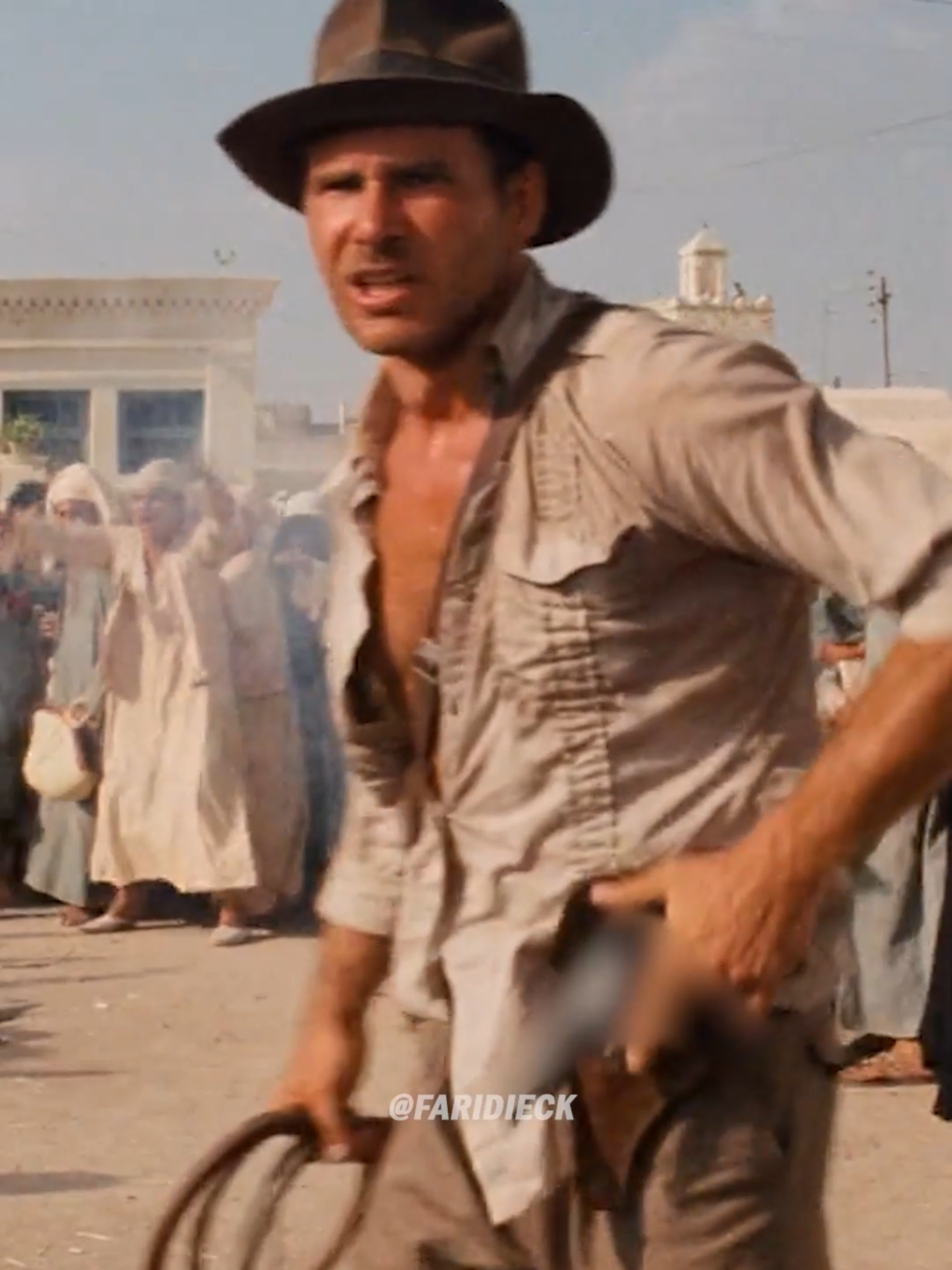 A post by @faridieck on TikTok caption: Indiana Jones y los cazadores del arca perdida  (Spoilers). Resumen y Análisis. Sígueme aquí @faridieck para más relatos y reflexiones.
