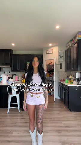 A post by @kyleedeweese1 on TikTok caption: #foryou #fyp 