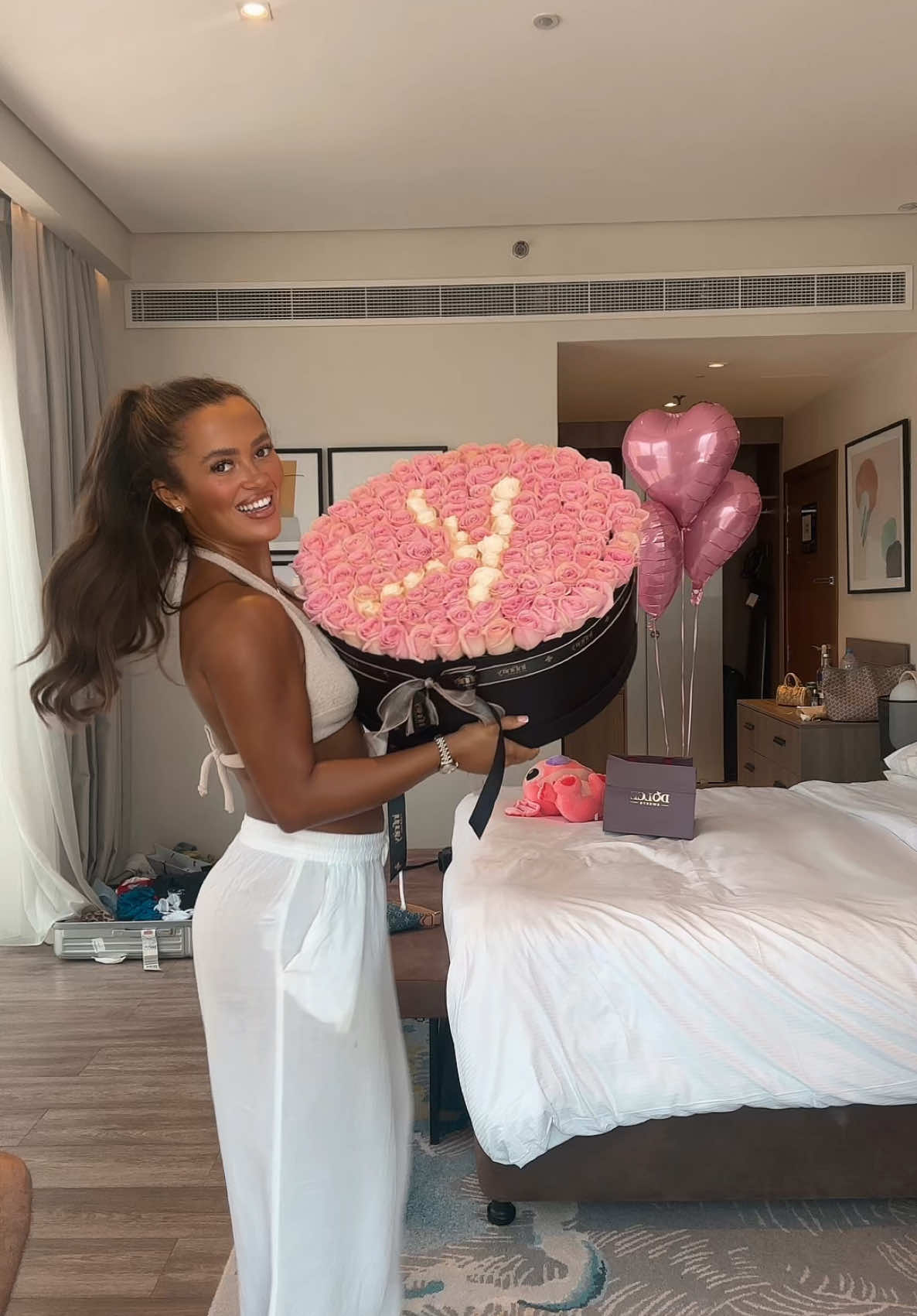 A post by @kiahbirkbeck on TikTok caption: Birthday flowers🥹🥹💕 #fyp 