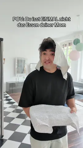 A post by @fittihollywood on TikTok caption: POV: Du isst EINMAL nicht das Essen deiner Mom.. - Ist eure Mom genauso?😂 #eltern #fittihollywood 