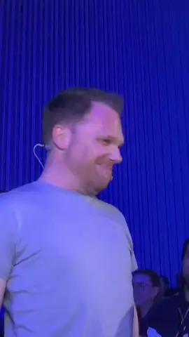 A post by @ralfschmitzoffiziell on TikTok caption: Was fällt ihr eigentlich ein??!! 😂