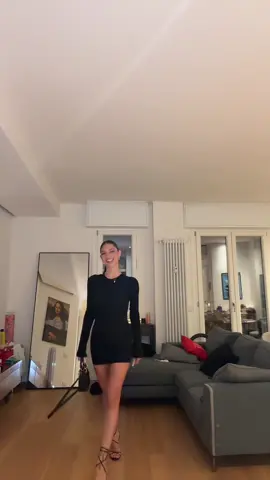 A post by @iolandadibattista on TikTok caption: Banana bread è una hit giuro