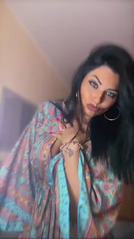 A post by @dinacardone_official on TikTok caption: ❤️‍🔥