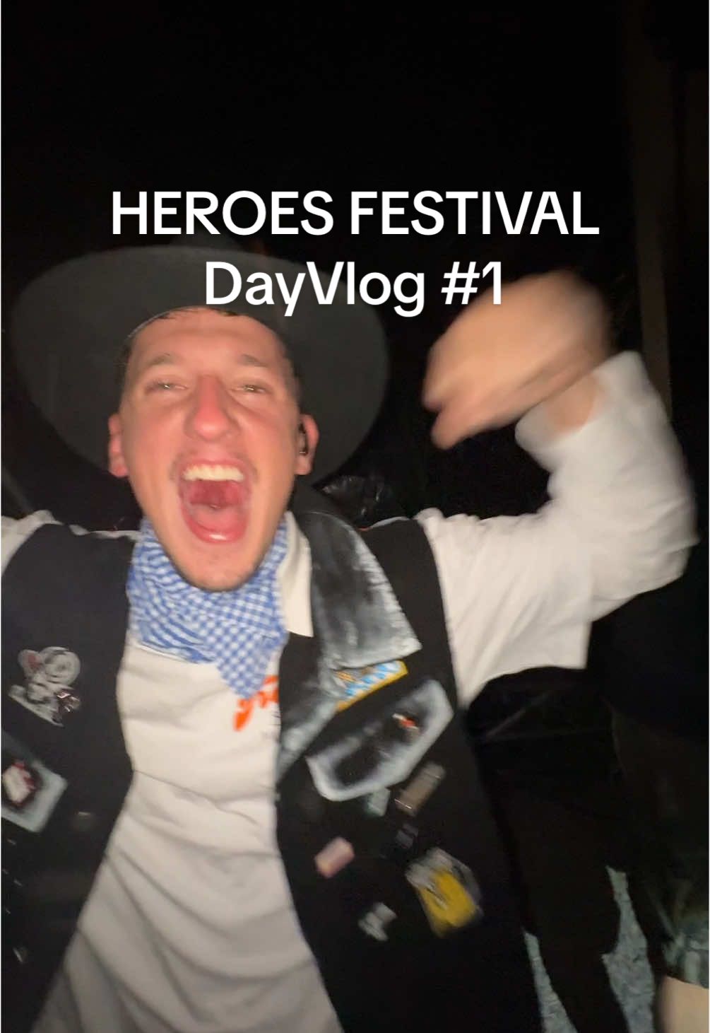 A post by @tream_auf_spotify_ on TikTok caption: Gracias @HEROES FESTIVAL !! #4u 