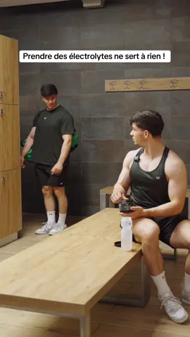 A post by @fleckinho_ on TikTok caption: Les électrolytes : marketing ou réellement utile ? 👀 #gym #complementalimentaire 