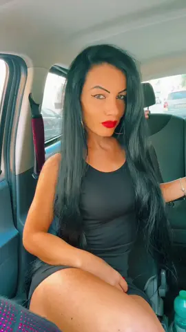 A post by @_dina_cardone_ on TikTok caption: Lei,una tempesta. Lui,l arcobaleno che la rasserena🔥🫦♥️