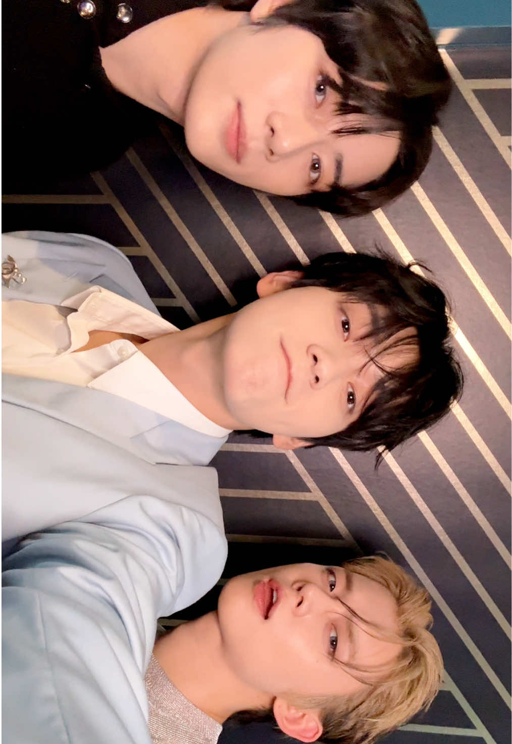 A post by @txt.bighitent on TikTok caption: ¿un qué? 