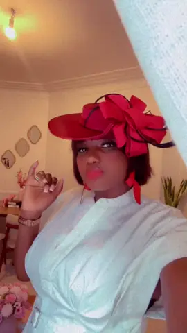 A post by @maimounabalde05 on TikTok caption: #🥁🥁🍾🤩🥰😎💪 💕