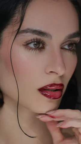 A post by @minazibayi on TikTok caption: @Huda Beauty lip liner stain in cinnamon 🥀🥀🥀🥀🥀 #lipstain #liplinerstain 