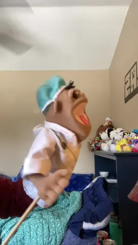 A post by @puppetfan2002 on TikTok caption: Don’t mess with Dr. John with what he likes 😳 #food #gettingback #woah #grab #sillyfun 