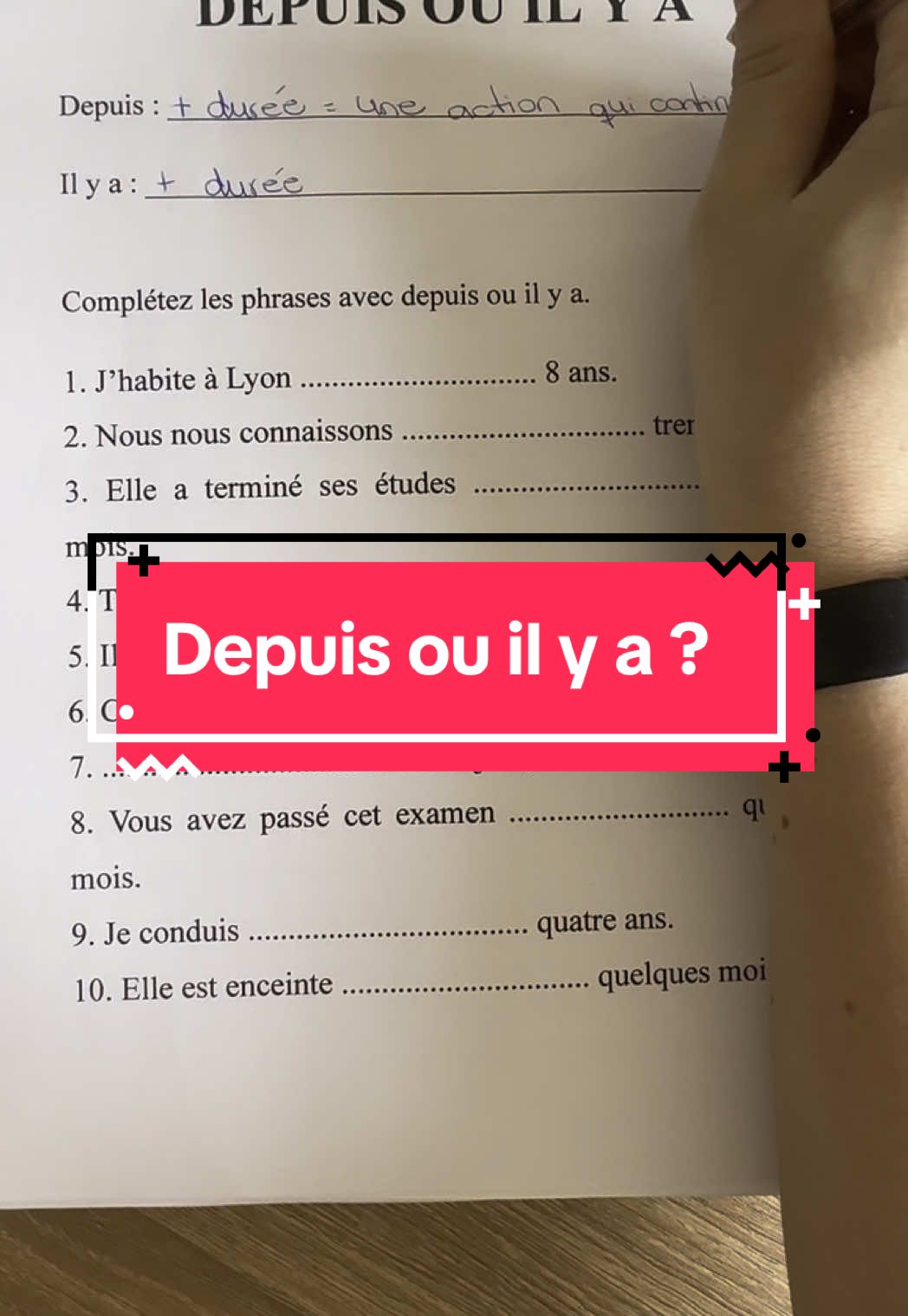 A post by @euqueroaprenderfrances on TikTok caption: Depuis ou il y a ? Exercice de français  Apprendre le français avec Eu quero aprender francês (Rose Gomes) #apprendrelefrançais #euqueroaprenderfrancês #rosegomes #français #apprendresurtiktok #learnfrench #france #apprendre #depuis #ilya #fyp 