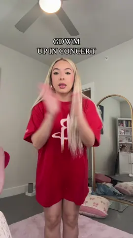 A post by @michellepaaz on TikTok caption: HELP GDWM 💃🏼🎀 #fyp #gdwm #OOTD #foryoupage #michellepaz  #foru #girlythings #outfit #couple  Snapchat- michelleepaz  Instagram- michellepaaz 