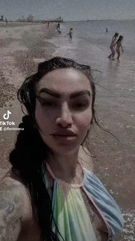 A post by @floristoica2023 on TikTok caption: #foruyou #fyp #viralvideos #FloriSirena 