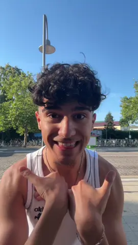 A post by @eldenolive on TikTok caption: Ohjemine ihr habt 48 Stunden Zeit @INAO by essence #inao #fyp #foryoupage 