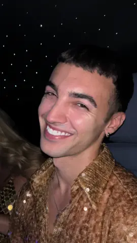 A post by @samuellopez_ on TikTok caption: 🎂 is my bday ! 🤍