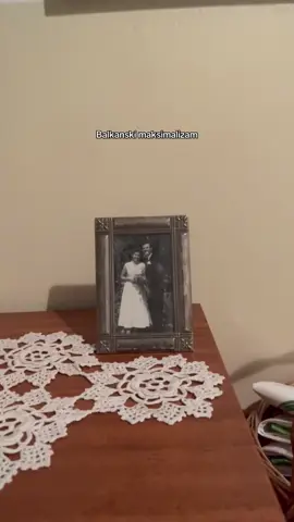 A post by @klaskalica on TikTok caption: kao da je vrijeme stalo ❤️