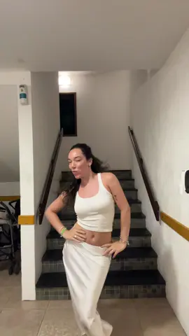 A post by @viviinthecity on TikTok caption: 🇧🇷vacation vibes 