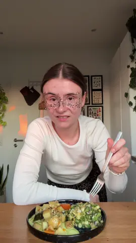 A post by @minimalara on TikTok