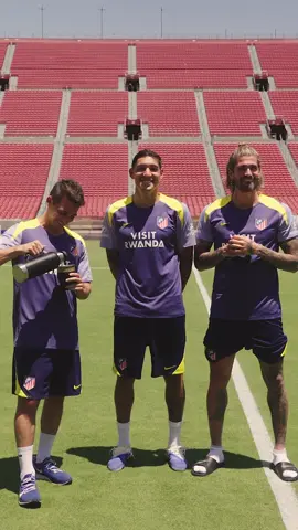 A post by @disneyplusla on TikTok caption: Gabo y LOS PIBES 🔥⚽️🧉 #o11ce #AtleticoDeMadrid #CWC #FIFACWC #FIFA #TakeItToTheWorld