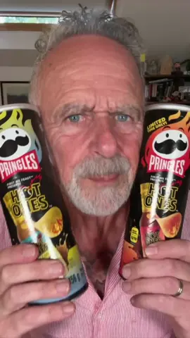 A post by @leelochip on TikTok caption: Pringles Hot Ones - REVIEWED