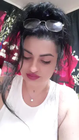 A post by @allyinna1 on TikTok caption: Rareș 🤗❤🙈💗❤