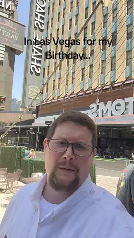 A post by @theryananderson on TikTok caption: In Las Vegas for my birthday...Geaux Tigers.  #TeamRyan #TeamPixie 