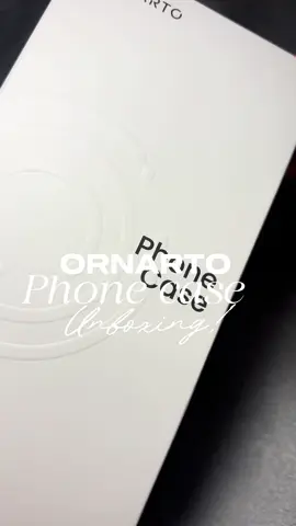 A post by @zastyypearl on TikTok caption: Click the orange link to shop!🛒 Silicone phone case>>🤌🏻✨ #ornartophonecase #tiktokshop #tiktokshopfinds 