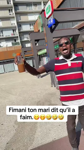 A post by @sambiskoo on TikTok caption: Je fais 45 kg, mais je suis lourd.😂😂😂##sambisko##sambiskoo##humor##drole##mali223