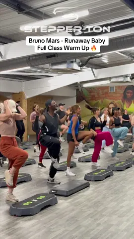 A post by @juliusburphy on TikTok caption: Killer Warm Up but they absolutely killed it 🔥🔥 Such a vibe #fyp #foryoupage #stepperton #juliusburphy #hiphopstepaerobics #afrostep #funcardio #nike #brunomars #runaway 