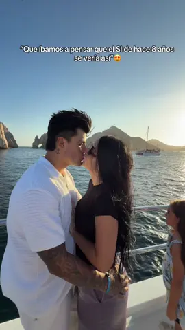 A post by @carlosferiag on TikTok caption: 8 años contigo es la mejor decisión😍@adrilatinatv🐾💞 