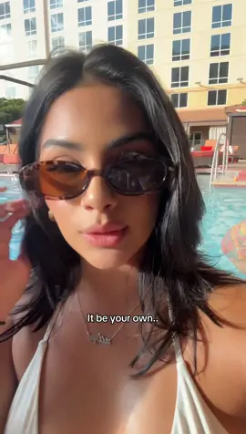 A post by @fabianahdz on TikTok caption: Living my delulu life #cancun 