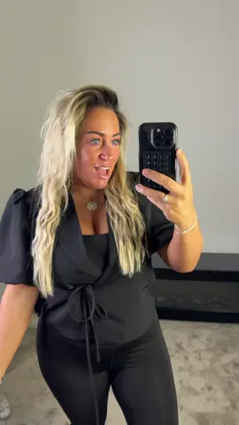 A post by @closetvanval on TikTok