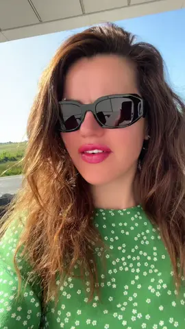 A post by @cleopatradiana3277803 on TikTok caption: #fyp #viataefrumoasa #❤️